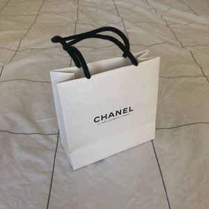Chanel gift bag small